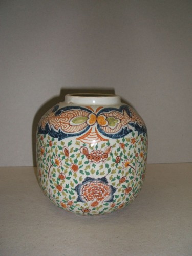 Gemberpot met ornamentaal-floraal decor