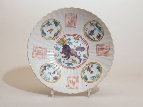 Schotel gedecoreerd in Zhangzhou stijl