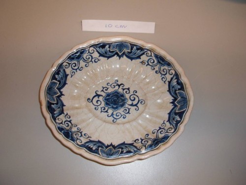 Schaaltje met ornamentaal decor; model Popta servies