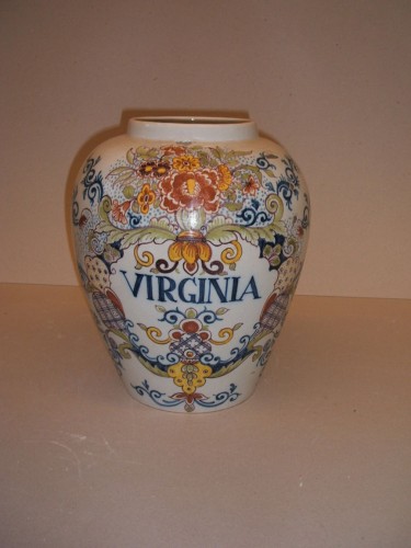 Snuifpot met opschrift 'Virginia'