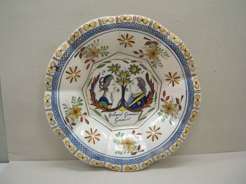 Plooischotel met decor van Willem V en Wilhelmina van Pruisen