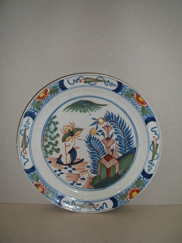 Schotel met chinoiserie decor