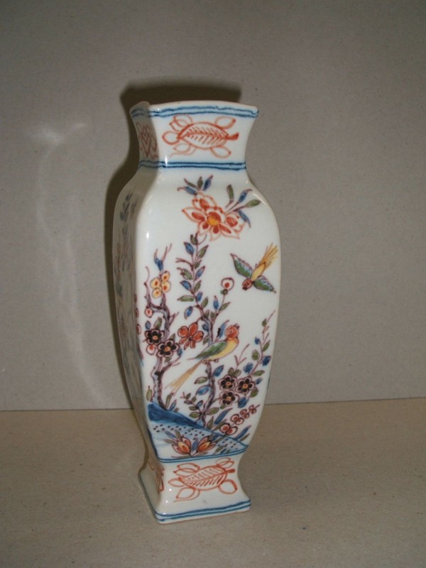 Vaas met chinoiserie decor