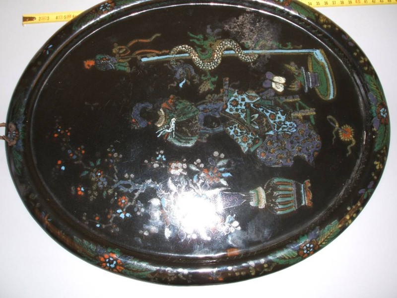 Ovale plaat met chinoiserie decor