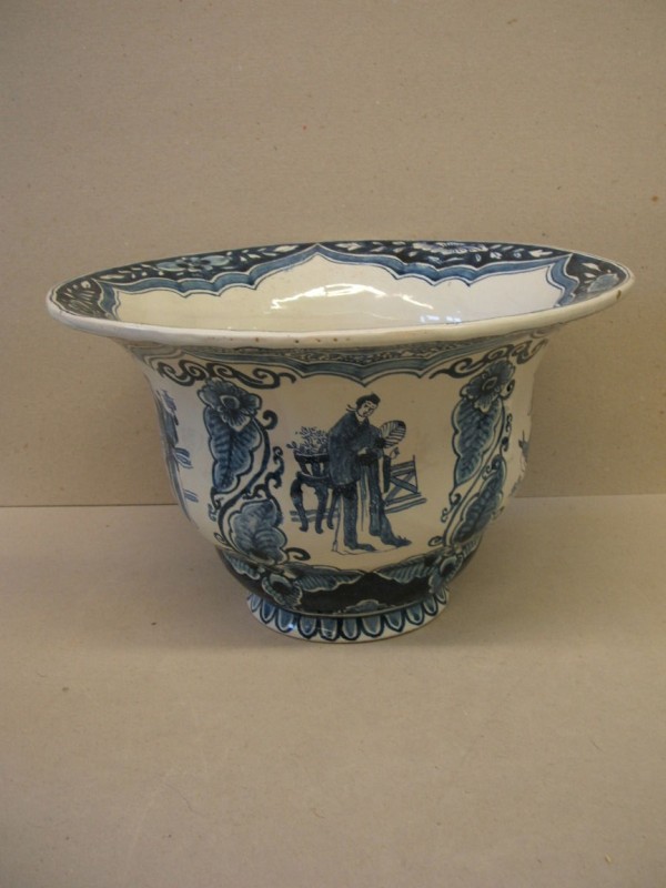 Kom met chinoiserie decor
