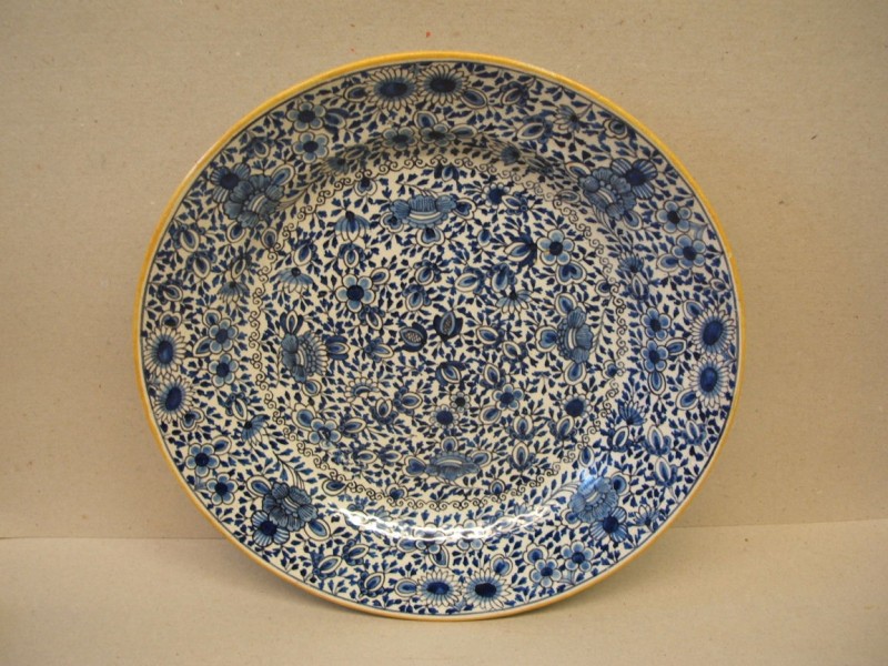 Schotel met peterseliedecor