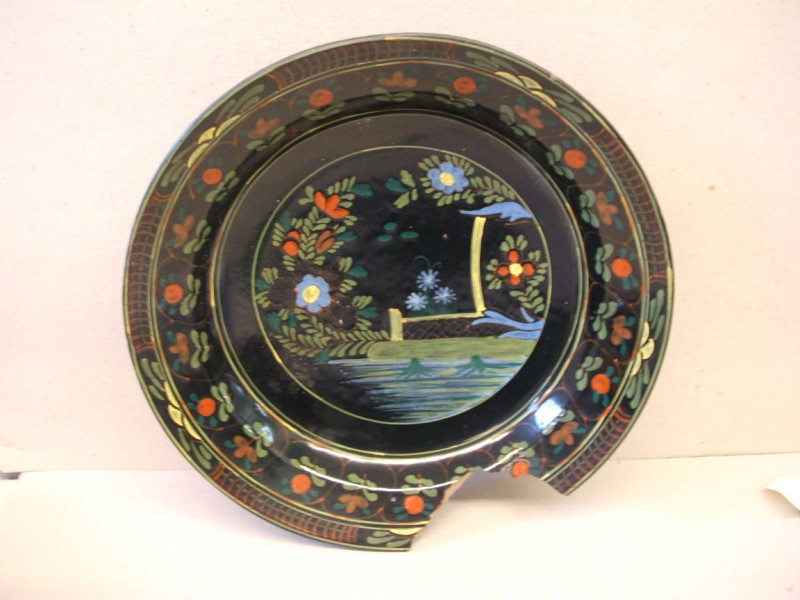 Schotel met chinoiserie decor