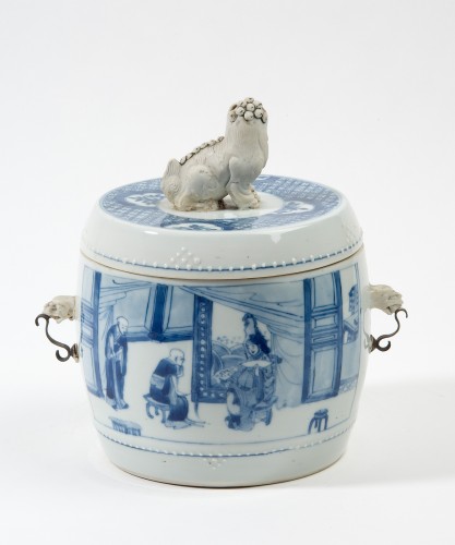 Pot met deksel en knop in de vorm van een qilin en decor uit de Roman van de Westelijke kamer
