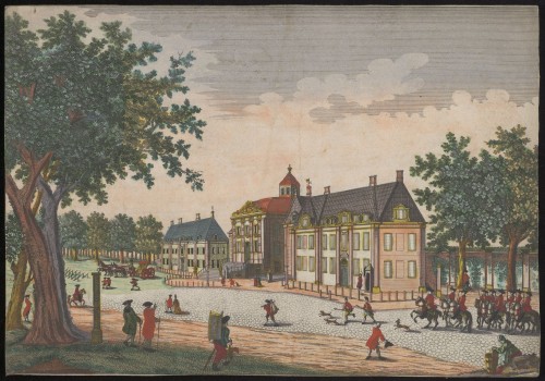 Gezicht op de Oranjezaal van Huis ten Bosch te Den Haag