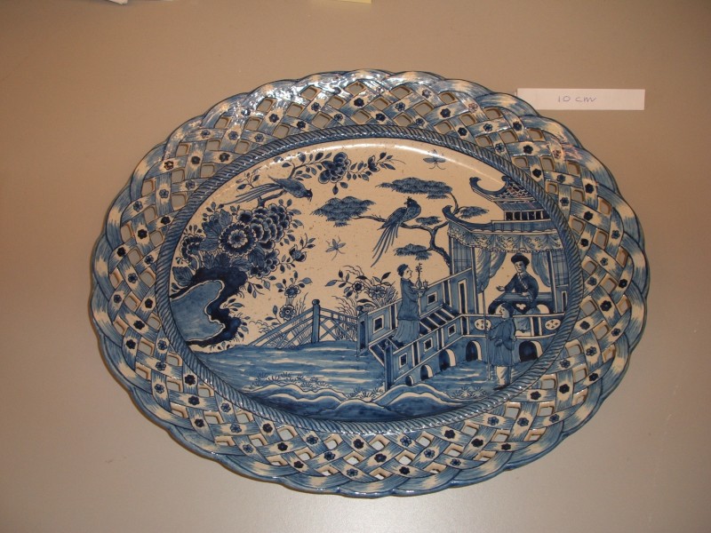 Ovale ajour schaal met chinoiserie decor