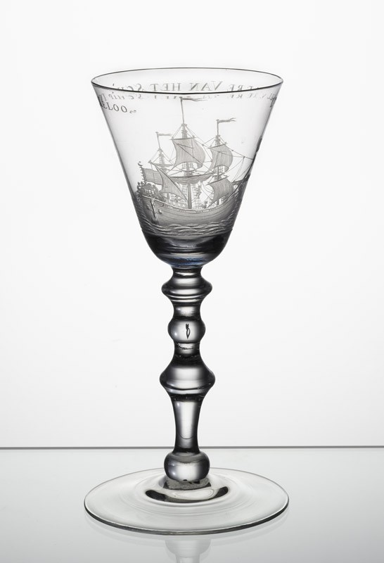 Pronkbokaal met afbeelding van het schip Twiekeloo.